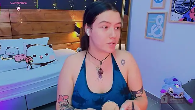 Snapshot of aria_bloomer chatting on 18, 4, 2026 aria bloomer online show from 18, 4, 2026