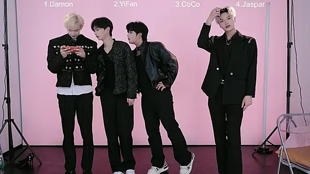 Snapshot of XL-CandyShop chatting on 7, 4, 2026 XL-CandyShop online show from 7, 4, 2026