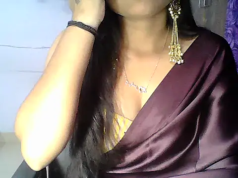 Saxy Mony002 online show from 19, 5, 2026