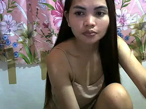 petitegirl123 online show from 7, 4, 2026