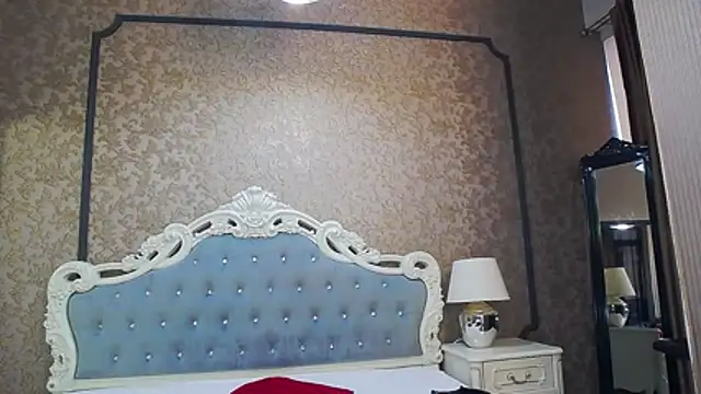 Ivy Quin online show from 22, 5, 2026