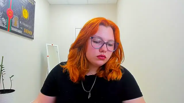 Snapshot of Aillia-Rous chatting on 7, 6, 2026 Aillia-Rous online show from 7, 6, 2026
