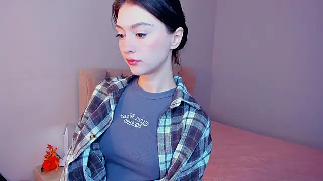 LibbieSchworm online show from 13, 4, 2026