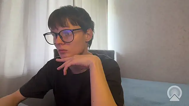 Snapshot of dalvos chatting on 30, 4, 2026 dalvos online show from 30, 4, 2026