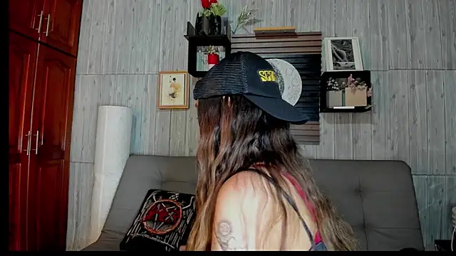 Alucarda666 online show from 1, 7, 2026