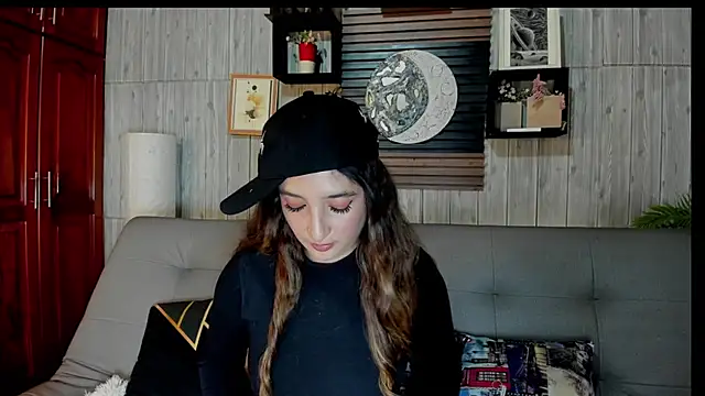 Alucarda666 online show from 19, 7, 2026