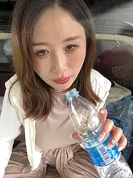 qin205205 online show from 19, 7, 2026
