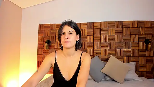 Snapshot of freyaa__1 chatting on 18, 6, 2026 freyaa 1 online show from 18, 6, 2026