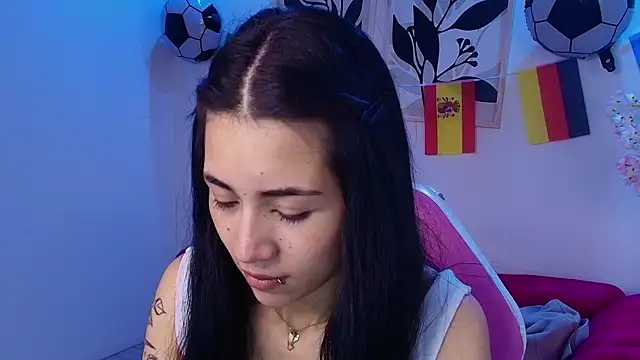 Snapshot of Rainy_doll chatting on 28, 6, 2026 Rainy doll online show from 28, 6, 2026