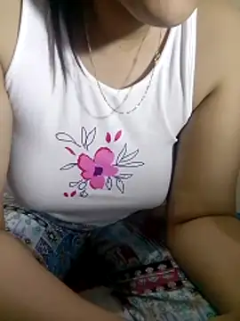 Snapshot of _RazaL_ chatting on 22, 4, 2026 RazaL online show from 22, 4, 2026