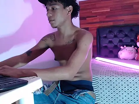 Snapshot of aarom_ chatting on 10, 4, 2026 aarom online show from 10, 4, 2026