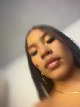 pocahontasbaby  online show from 22, 5, 2026