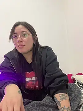 cherryxxox online show from 30, 4, 2026