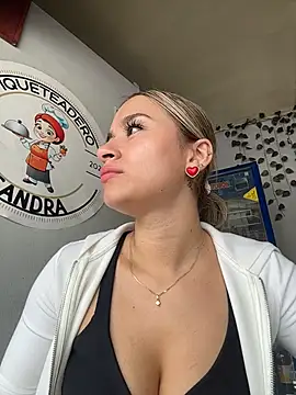AmyRusso online show from 15, 7, 2026