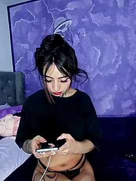 Rouxx 1 online show from 14, 5, 2026