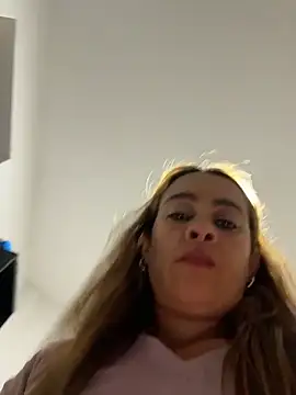 Natigoonzalez online show from 2, 5, 2026