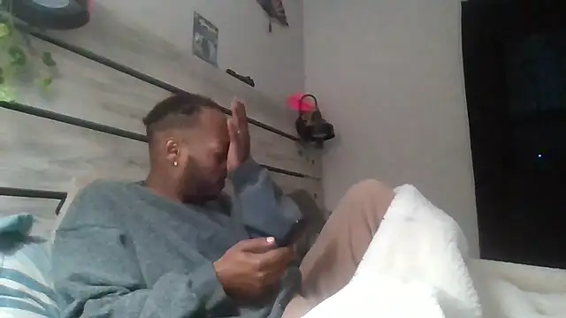 Snapshot of zdaddymm chatting on 11, 6, 2026 zdaddymm online show from 11, 6, 2026
