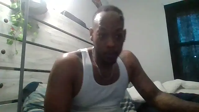 Snapshot of zdaddymm chatting on 8, 7, 2026 zdaddymm online show from 8, 7, 2026