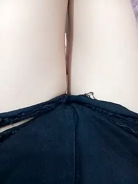 Suri-Sexywet online show from 8, 4, 2026