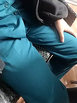 Snapshot of Ninilove_2k chatting on 9, 4, 2026 Ninilove 2k online show from 9, 4, 2026