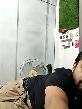 hornydaddy 21 online show from 8, 4, 2026