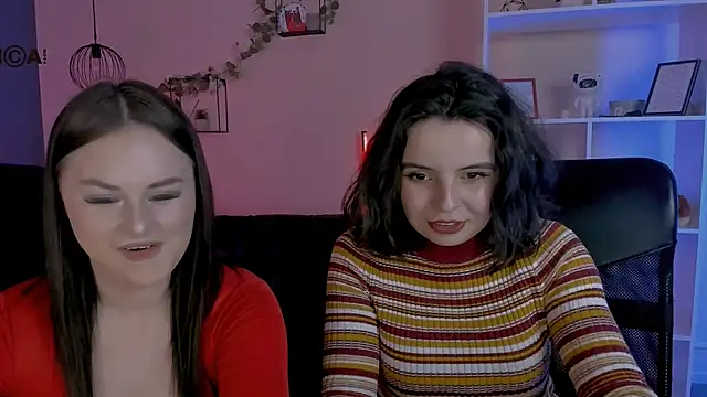 mia mooon  online show from 3, 5, 2026