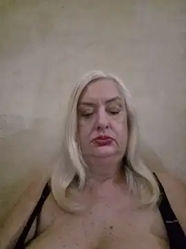Snapshot of Julia20X chatting on 11, 6, 2026 Julia20X online show from 11, 6, 2026