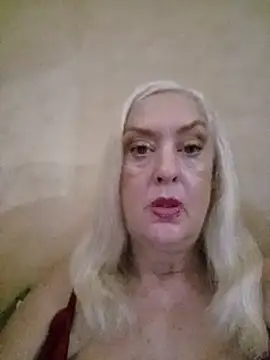 Snapshot of Julia20X chatting on 3, 7, 2026 Julia20X online show from 3, 7, 2026