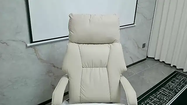 Snapshot of LUNYI-CC chatting on 14, 7, 2026 LUNYI-CC online show from 14, 7, 2026
