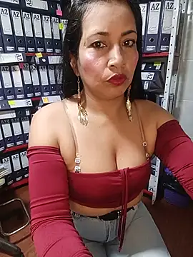 ZOE-WILDER  online show from 13, 6, 2026