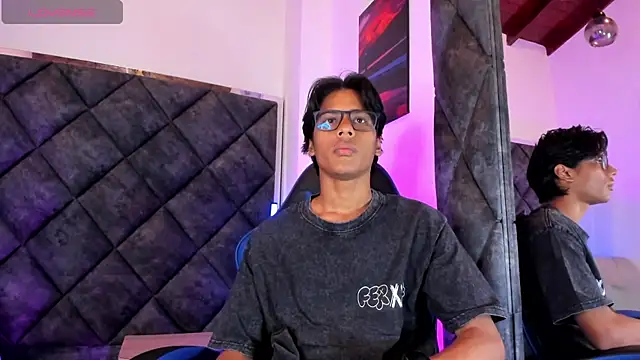 LiamKron online show from 8, 7, 2026