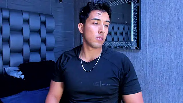 Snapshot of alangreek1 chatting on 19, 4, 2026 alangreek1 online show from 19, 4, 2026