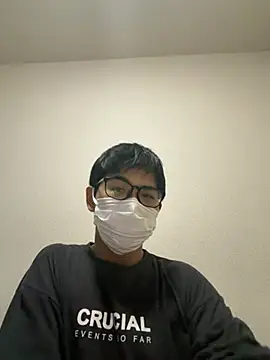 Snapshot of souitirou20 chatting on 9, 4, 2026 souitirou20 online show from 9, 4, 2026