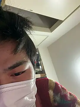 Snapshot of souitirou20 chatting on 15, 4, 2026 souitirou20 online show from 15, 4, 2026