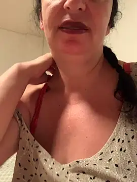 Lizzaa80 online show from 10, 7, 2026