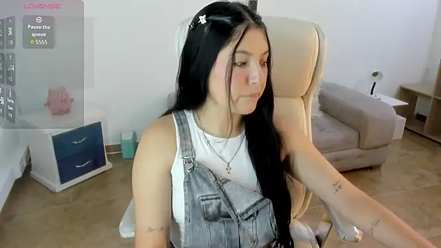 Celestee 21 online show from 16, 4, 2026
