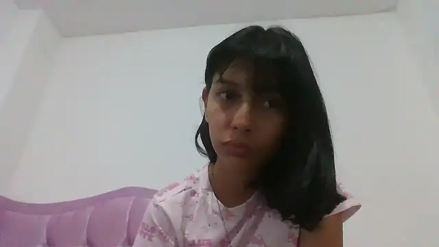 Snapshot of xoxo_anny chatting on 7, 7, 2026 xoxo anny online show from 7, 7, 2026