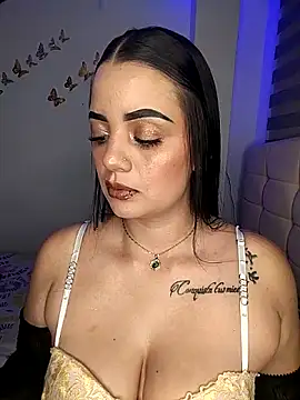 Luna scarllet8 online show from 23, 4, 2026