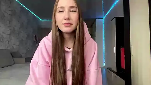 Snapshot of Mellissa_Johnos chatting on 13, 4, 2026 Mellissa Johnos online show from 13, 4, 2026