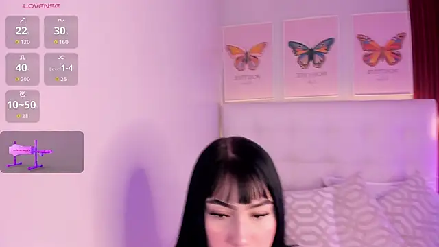 Snapshot of kitty_bluuee chatting on 15, 5, 2026 kitty bluuee online show from 15, 5, 2026