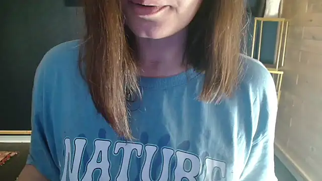 Snapshot of NicoleLove_ chatting on 9, 6, 2026 NicoleLove online show from 9, 6, 2026