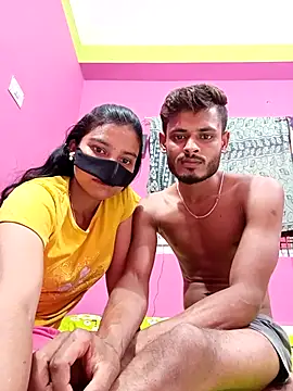 Snapshot of Hot-Couple4 chatting on 13, 4, 2026 Hot-Couple4 online show from 13, 4, 2026