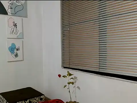 Snapshot of alisonnturbay chatting on 17, 4, 2026 alisonnturbay online show from 17, 4, 2026