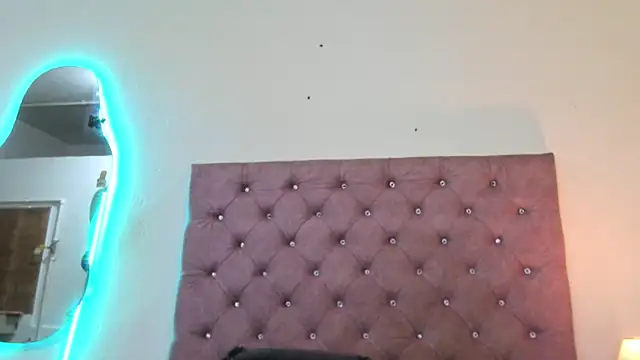 laurenlaine online show from 21, 5, 2026