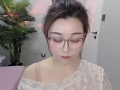 Yunxi- online show from 28, 4, 2026