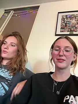 SweetNatalie699 online show from 14, 5, 2026