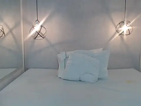 Snapshot of Migatica_johnson12 chatting on 18, 4, 2026 Migatica johnson12 online show from 18, 4, 2026