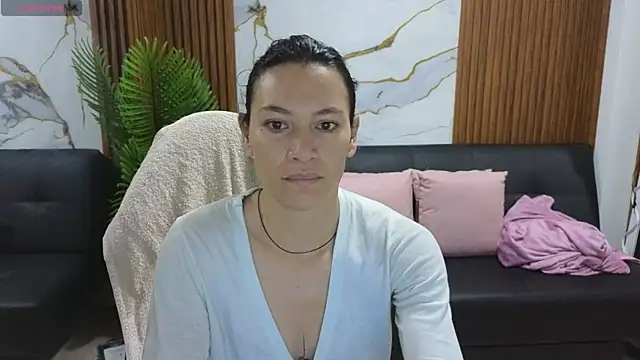 alonddra tay online show from 9, 6, 2026