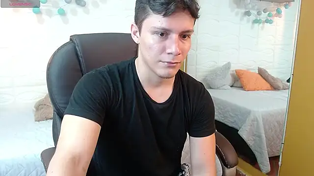 Snapshot of Zayn_clausen chatting on 18, 4, 2026 Zayn clausen online show from 18, 4, 2026