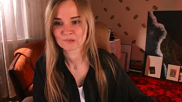 MiaSparkes online show from 18, 6, 2026